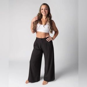 Zyia Black Montmartre Wide Leg Pants - Large